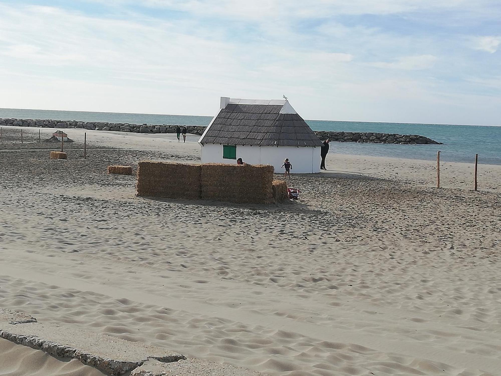 Jolie Appartement Refait A Neuf Saintes-Maries-de-la-Mer Buitenkant foto