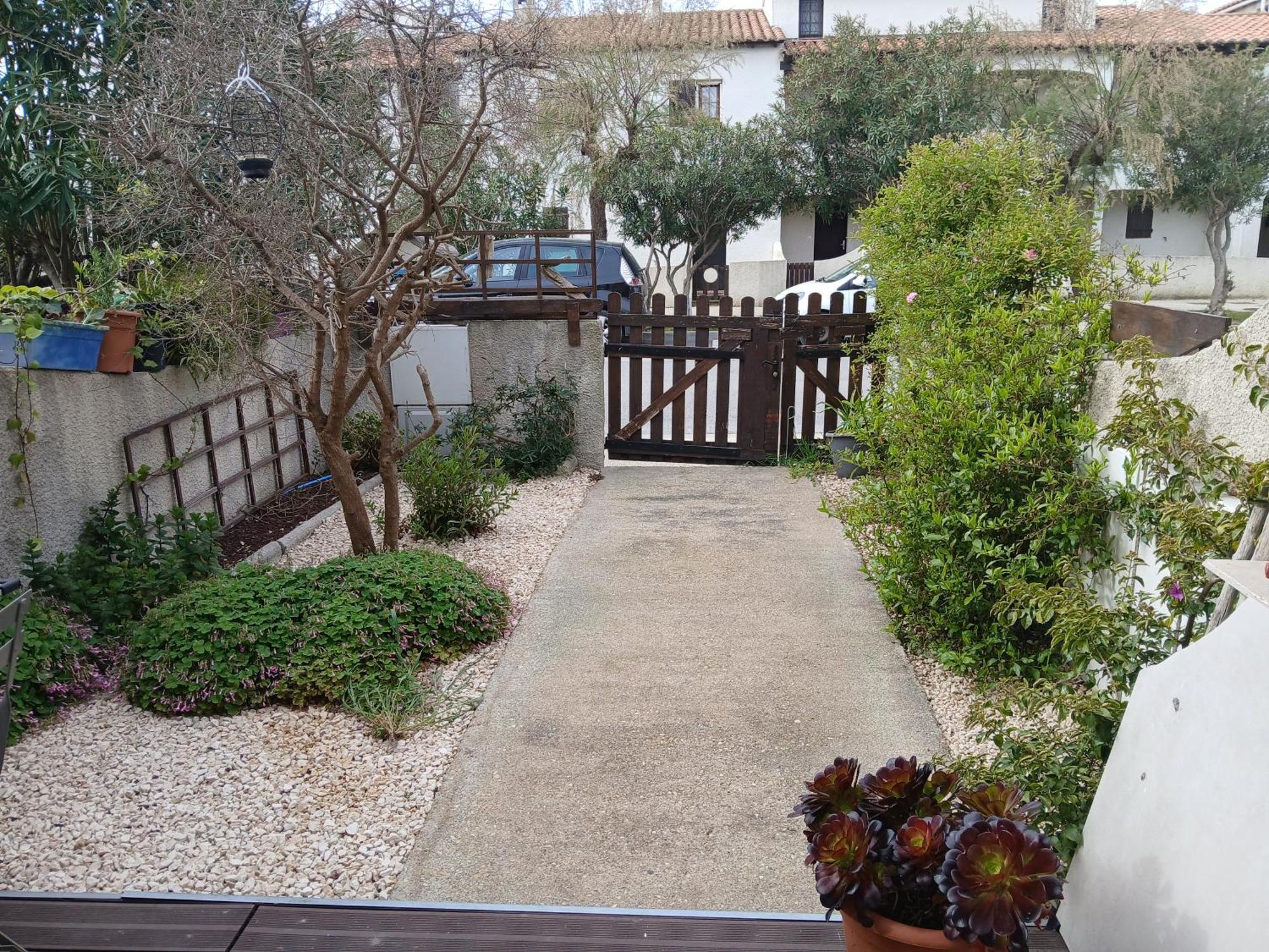 Jolie Appartement Refait A Neuf Saintes-Maries-de-la-Mer Buitenkant foto